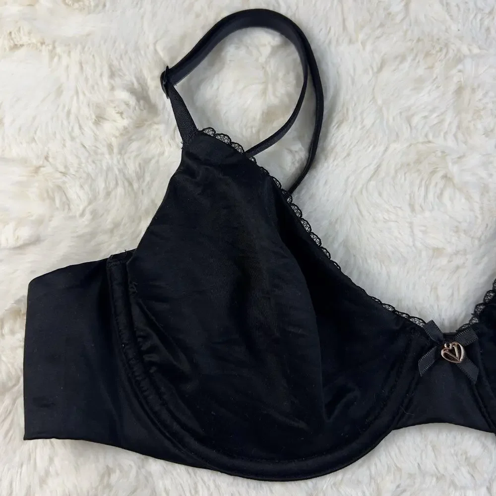 Victoria's Secret Body‎ by Victoria Smooth Black Unlined Demi Underwire Bra 32DD